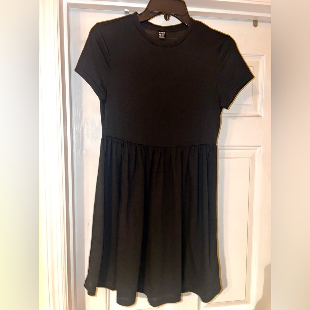 SHEIN Black Short Sleeve Babydoll Dress